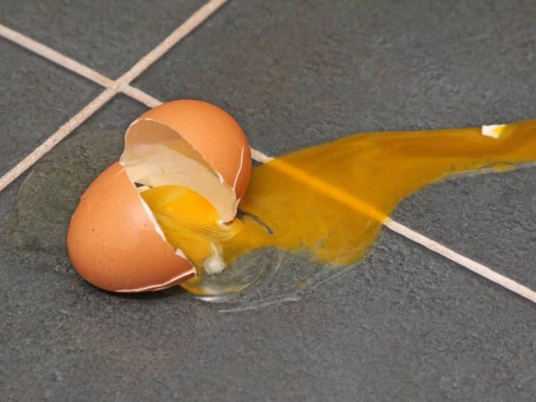 spiritual-meaning-of-dropping-eggs-breaking-eggs