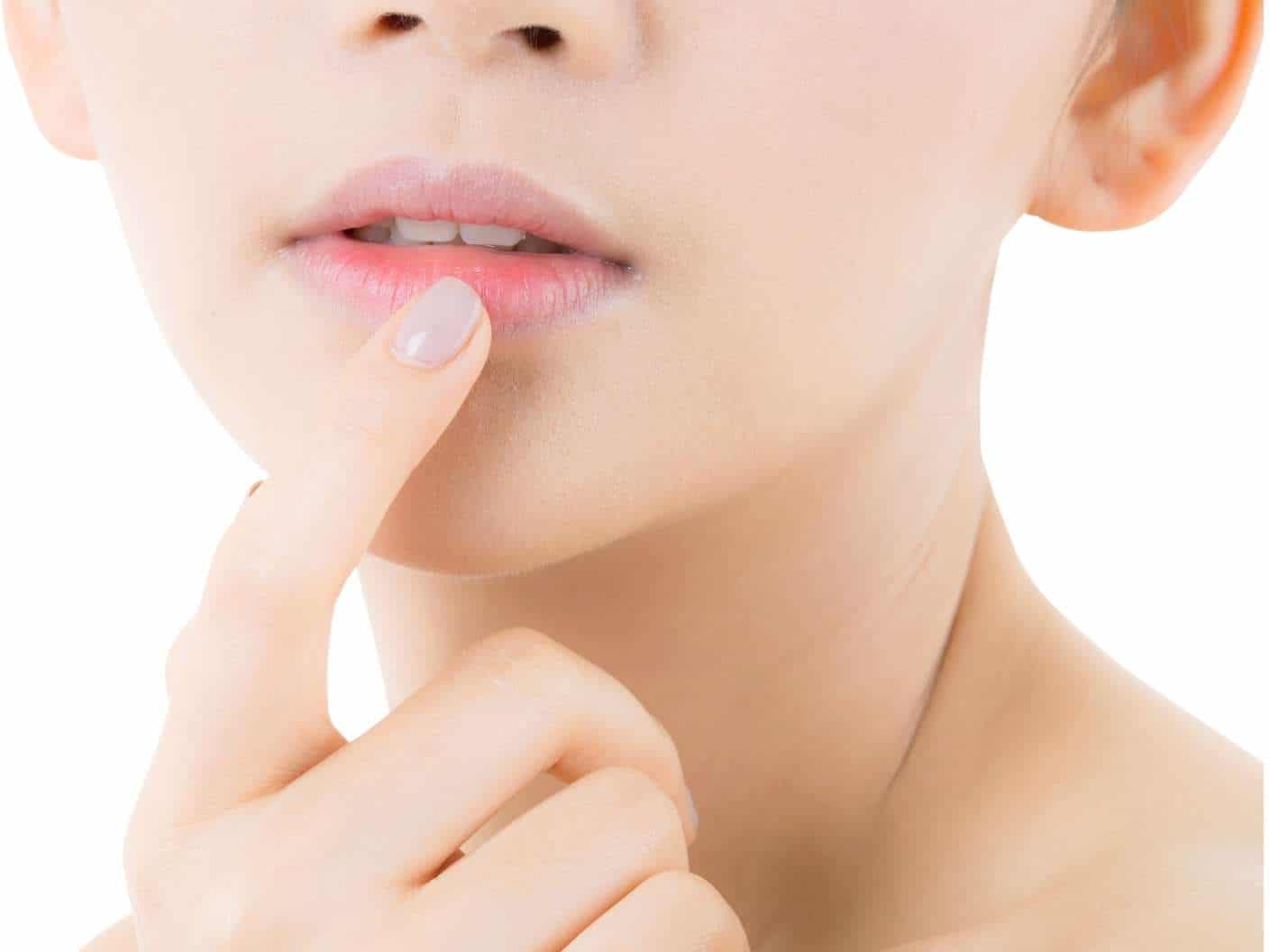 lower-lip-twitching-superstitions-spiritual-meaning-for-females-males