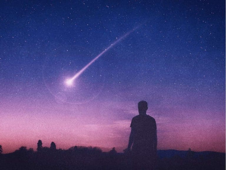 spiritual-meaning-of-seeing-a-shooting-star-symbolism