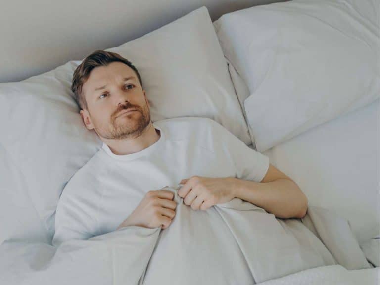 spiritual-meaning-of-sleeping-with-eyes-open