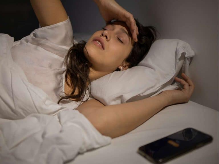 spiritual-meaning-of-waking-up-at-2-am