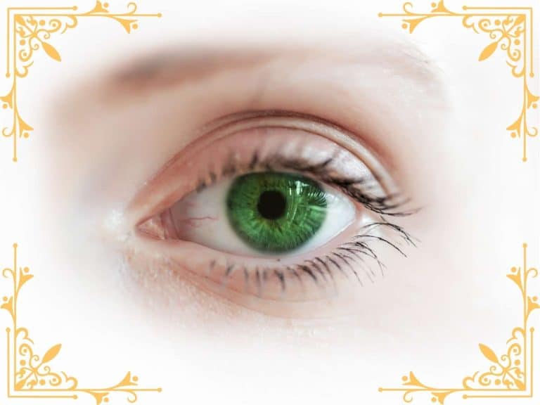 9 Spiritual Meanings of Green Eyes, Superstitions & Myths